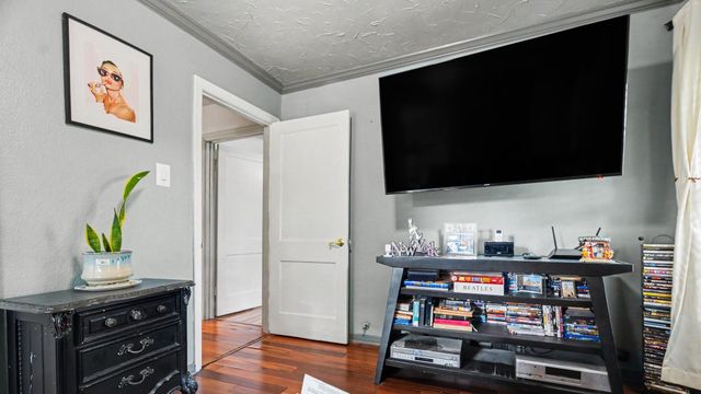1003 Ash Street, Irving, TX 75060