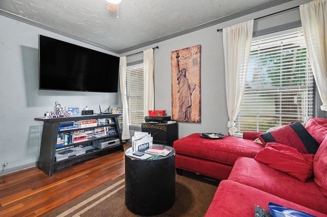 1003 Ash Street, Irving, TX 75060