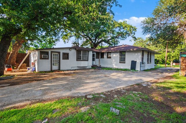 1003 Ash Street, Irving, TX 75060