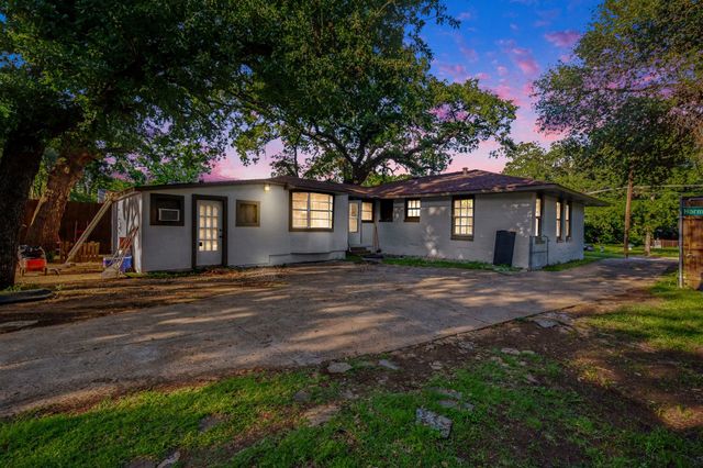 1003 Ash Street, Irving, TX 75060