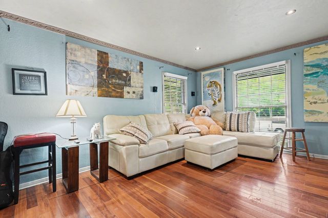 1003 Ash Street, Irving, TX 75060