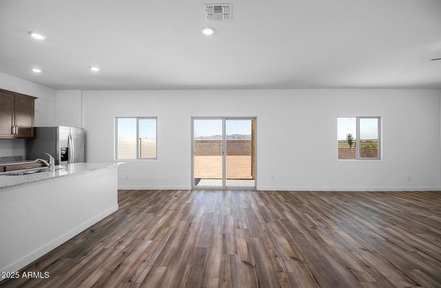 6486 S 246TH Lane, Buckeye, AZ 85326