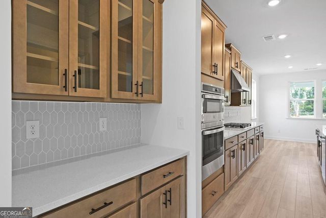 8710 Stratford Oaks Avenue, Ball Ground, GA 30107