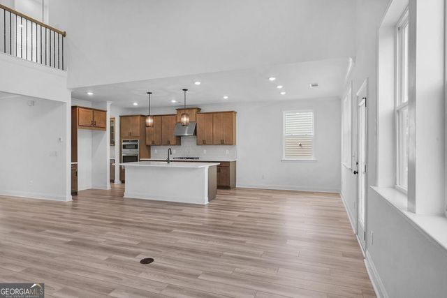 8710 Stratford Oaks Avenue, Ball Ground, GA 30107