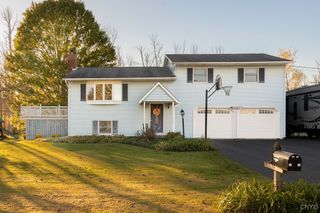 203 Hickory Way, Hastings, NY 13036