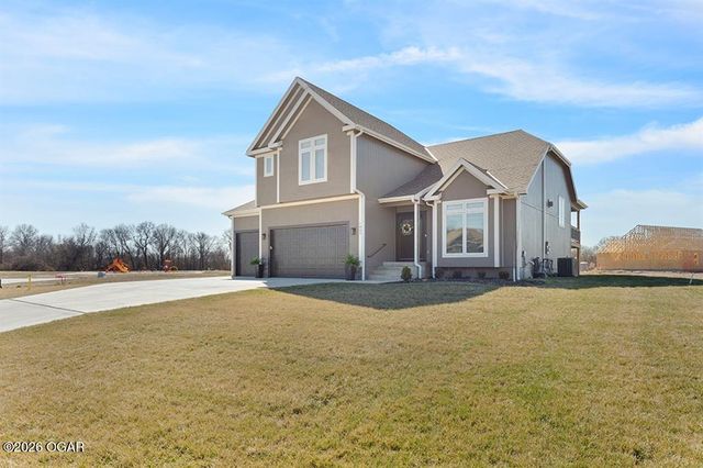 1632 Lou Martin Drive, Pittsburg, KS 66762
