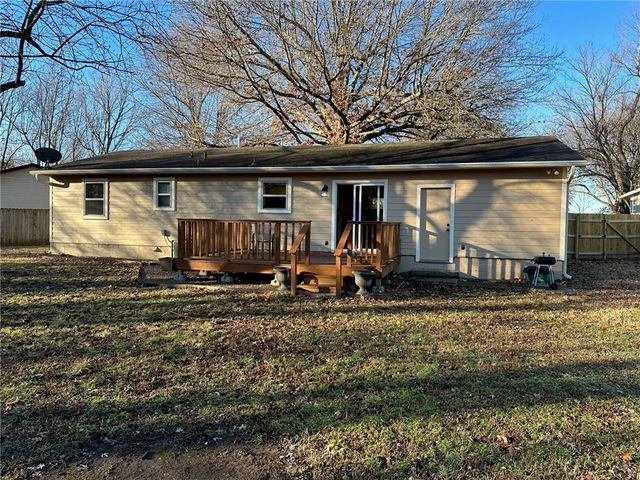 332 W Nightingale Circle, Fayetteville, AR 72703