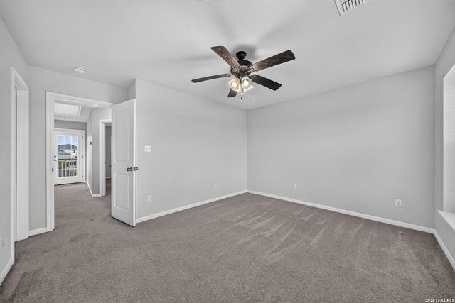 2916 BRAND IRON DR, San Marcos, TX 78666