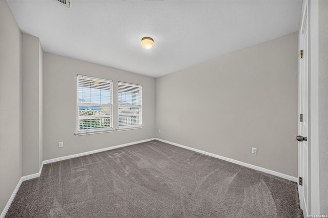 2916 BRAND IRON DR, San Marcos, TX 78666