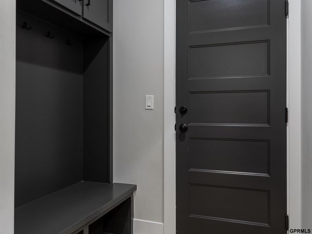 19112 Pinehurst Avenue, Omaha, NE 68136