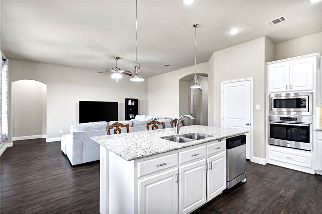 515 Barnstorm Drive, Celina, TX 75009