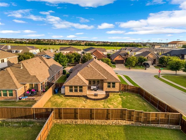 515 Barnstorm Drive, Celina, TX 75009