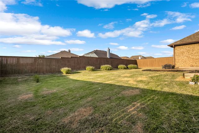 515 Barnstorm Drive, Celina, TX 75009