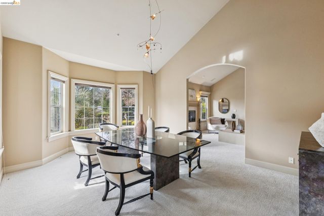 78 Scenic Dr, Orinda, CA 94563