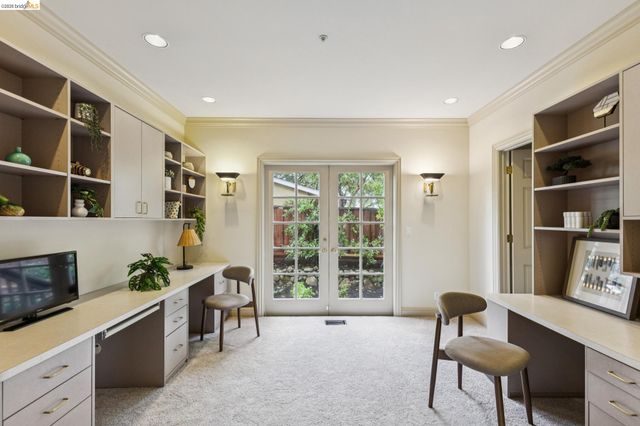 78 Scenic Dr, Orinda, CA 94563