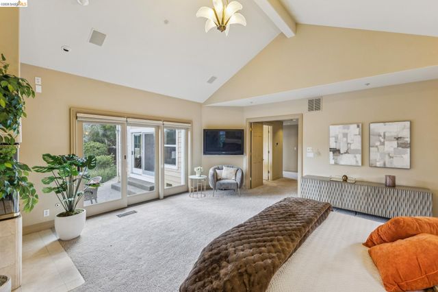 78 Scenic Dr, Orinda, CA 94563