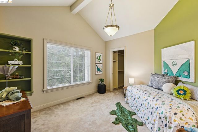 78 Scenic Dr, Orinda, CA 94563