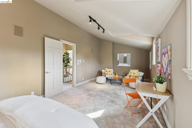 78 Scenic Dr, Orinda, CA 94563