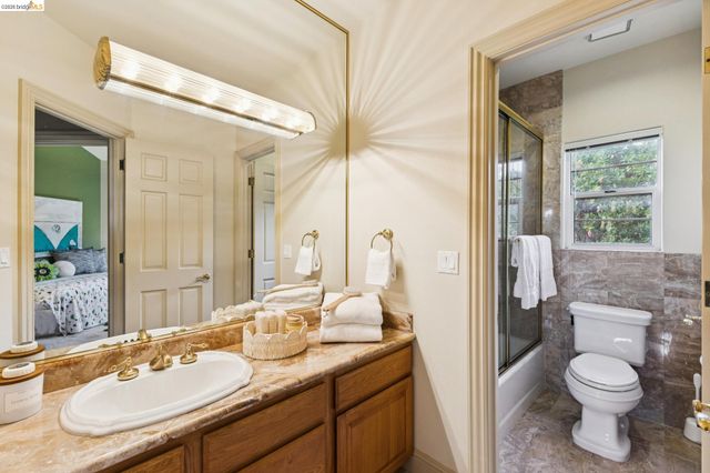 78 Scenic Dr, Orinda, CA 94563