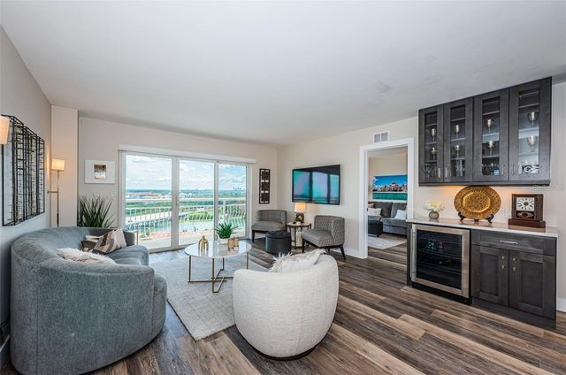 4900 BRITTANY DRIVE S 1413, St Petersburg, FL 33715