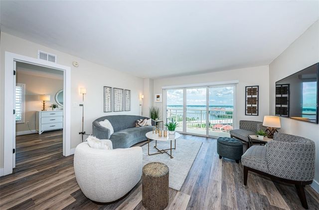 4900 BRITTANY DRIVE S 1413, St Petersburg, FL 33715