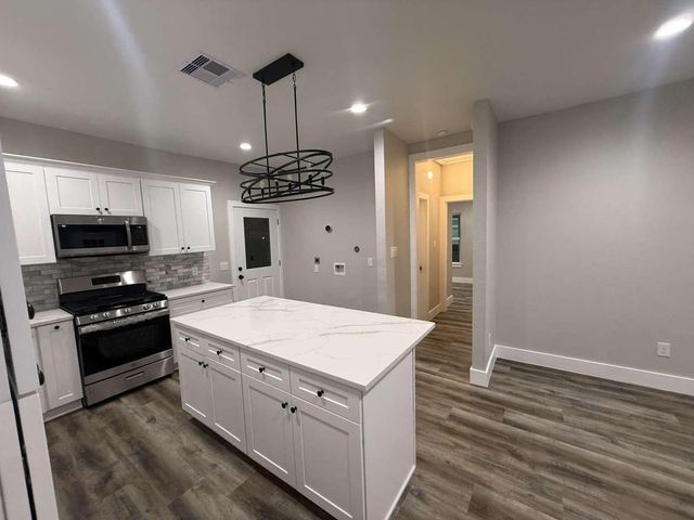 1620 Sam Wilson Street, Houston, TX 77020