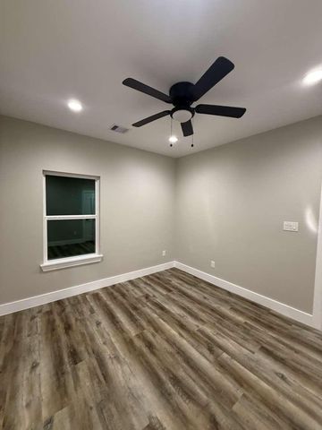 1620 Sam Wilson Street, Houston, TX 77020