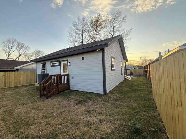 1620 Sam Wilson Street, Houston, TX 77020