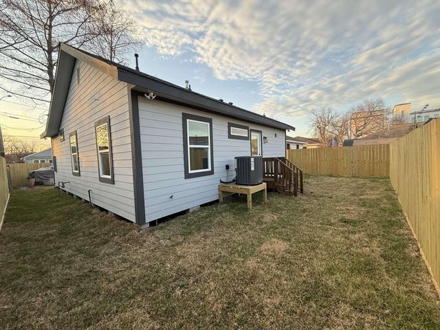 1620 Sam Wilson Street, Houston, TX 77020