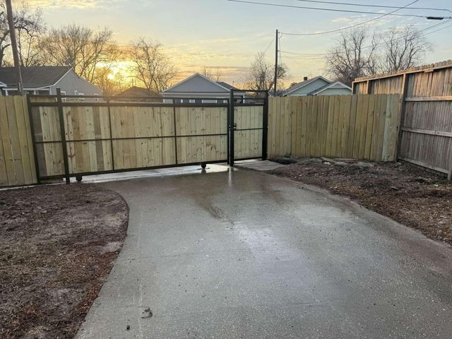 1620 Sam Wilson Street, Houston, TX 77020