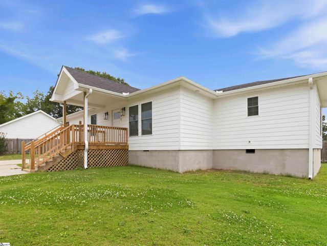 101 Elmer Street, Greer, SC 29651