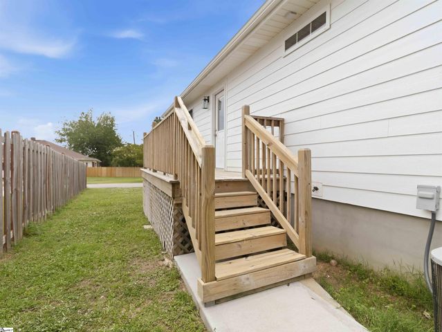 101 Elmer Street, Greer, SC 29651