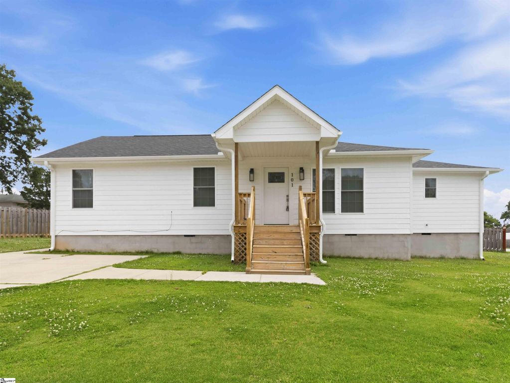 101 Elmer Street, Greer, SC 29651