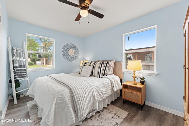 10264 SWARTHMORE Drive, Jacksonville, FL 32218