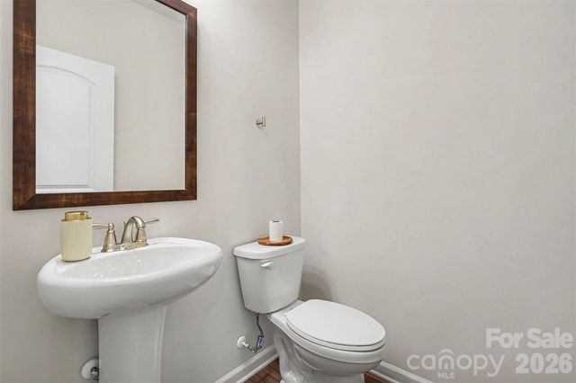 10024 Hemingway Place, Charlotte, NC 28227