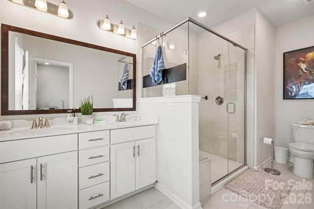 10024 Hemingway Place, Charlotte, NC 28227