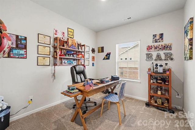 10024 Hemingway Place, Charlotte, NC 28227