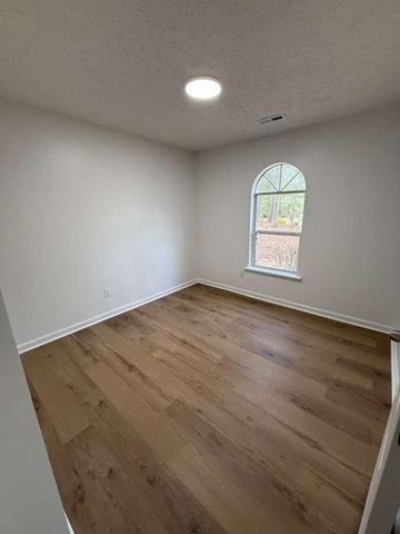 35 Lindsey Lane, Sharpsburg, GA 30277