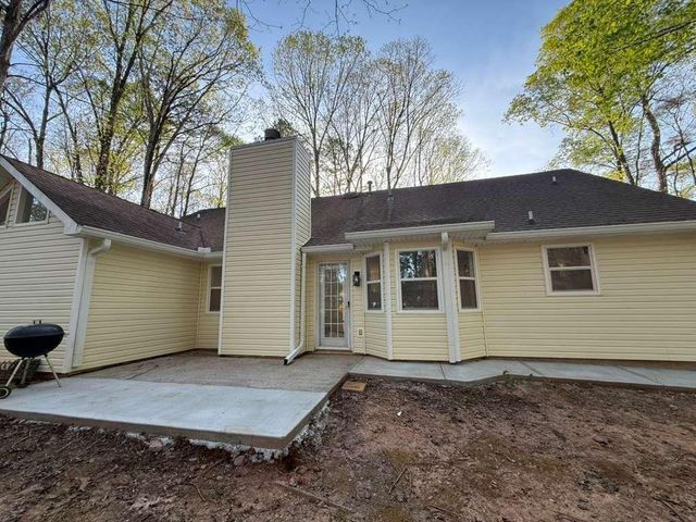 35 Lindsey Lane, Sharpsburg, GA 30277