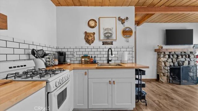573 Spruce, Sugarloaf, CA 92386