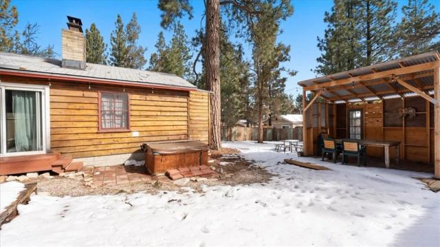 573 Spruce, Sugarloaf, CA 92386