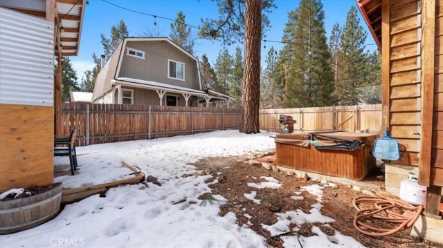 573 Spruce, Sugarloaf, CA 92386