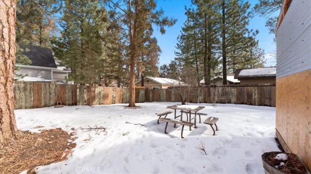 573 Spruce, Sugarloaf, CA 92386