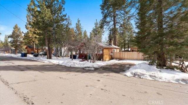 573 Spruce, Sugarloaf, CA 92386