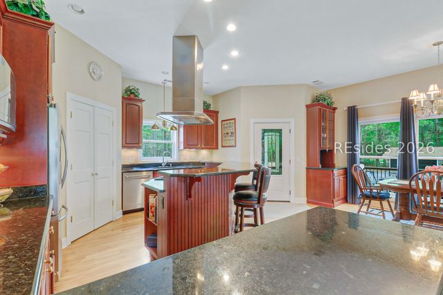 3912 Okatie Highway, Bluffton, SC 29910