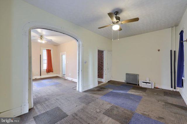 916 WALNUT ST, Lebanon, PA 17042