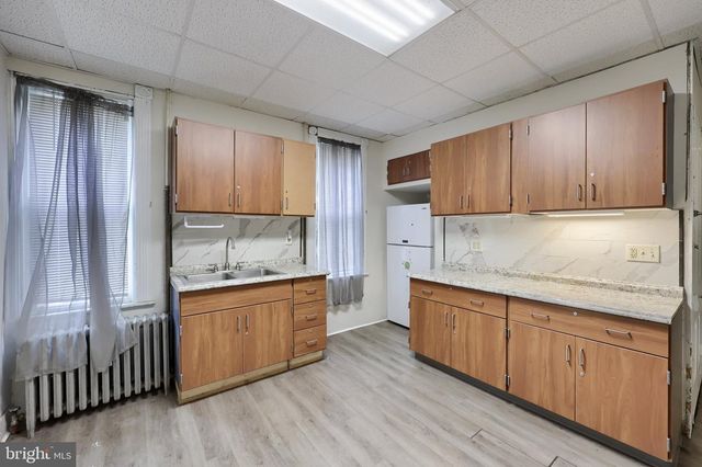 916 WALNUT ST, Lebanon, PA 17042
