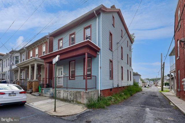 916 WALNUT ST, Lebanon, PA 17042