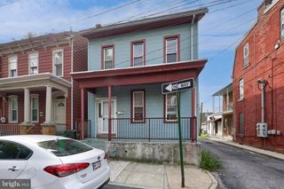 916 WALNUT ST, Lebanon, PA 17042