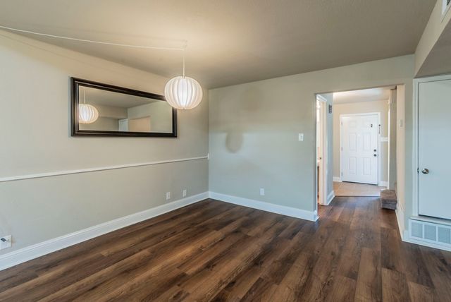 1404 Vancouver Drive, Arlington, TX 76012